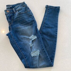 Maurices Mid-rise Blue Jean Size Small X-Long